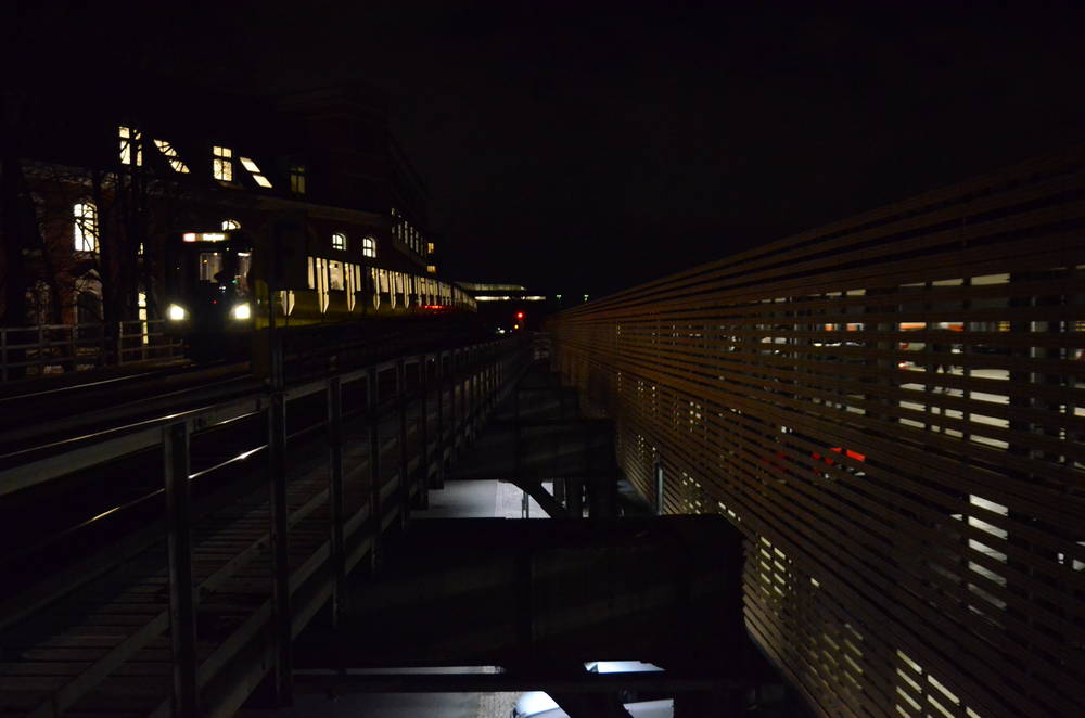 U-Bahn passing by